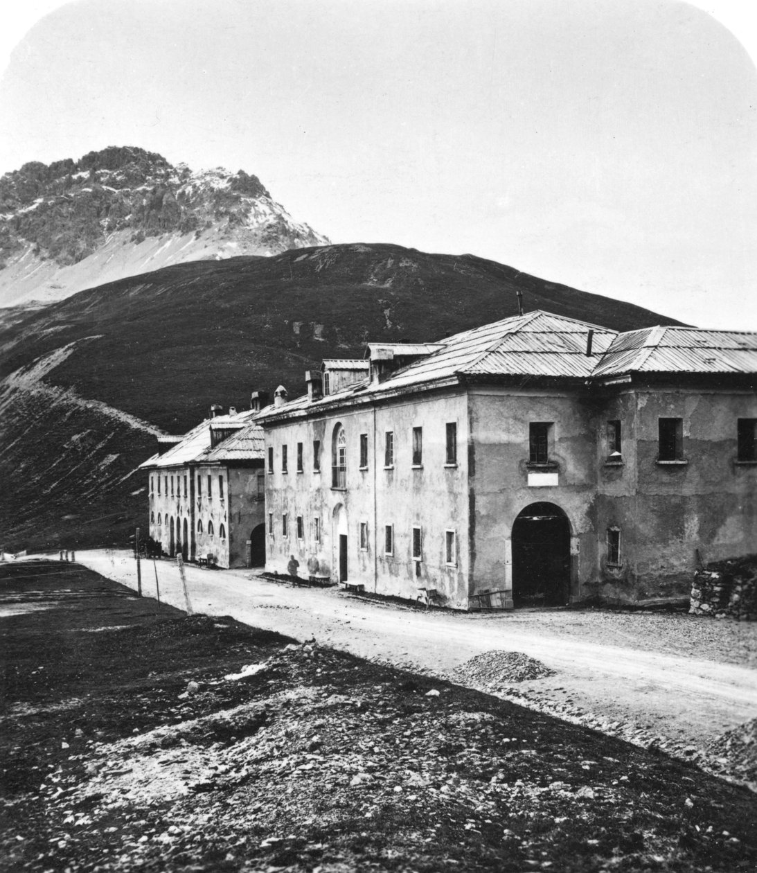 Santa Maria, på Umbrail-bjergpasset, Tyrol, omkring 1900-tallet. af Wurthle and Sons
