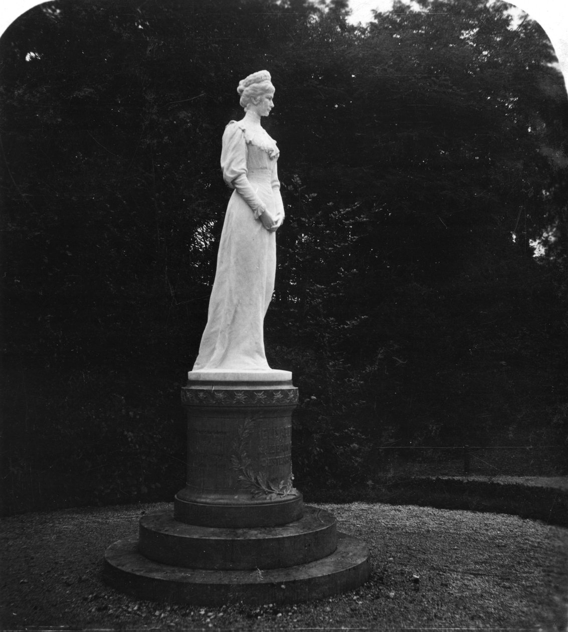 Statue af Elizabeth af Rusland 1709-1762, Salzburg, Østrig, 1900-tallet. af Wurthle and Sons