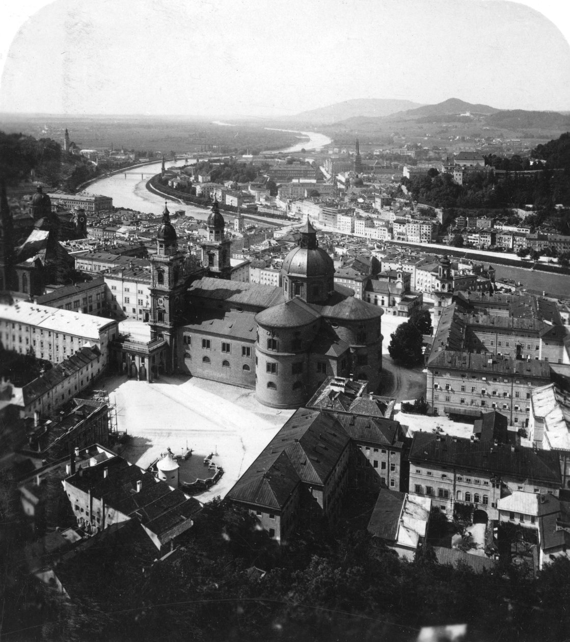 Udsigt over Salzburg fra Hohensalzburg-fæstningen, Salzburg, Østrig, c1900 af Wurthle and Sons