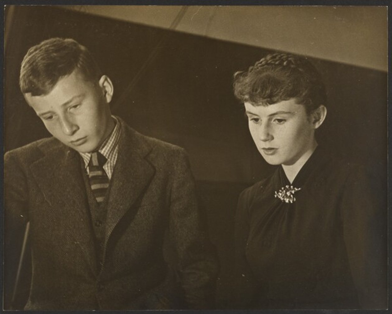 [Sandy og Belinda Brook] af Yasuo Kuniyoshi