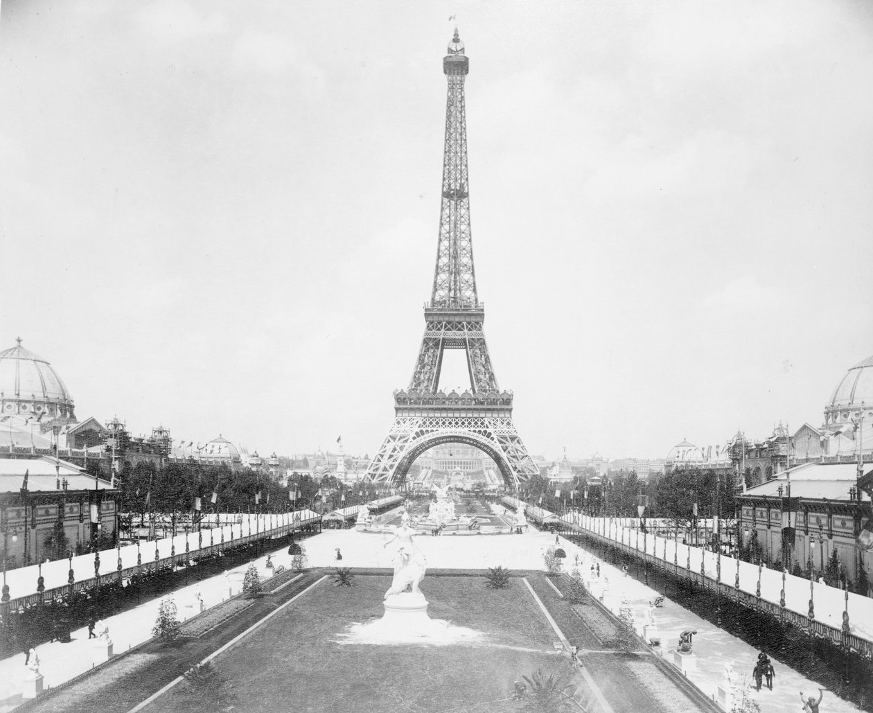 Eiffeltårnet, Paris udstilling af . .
