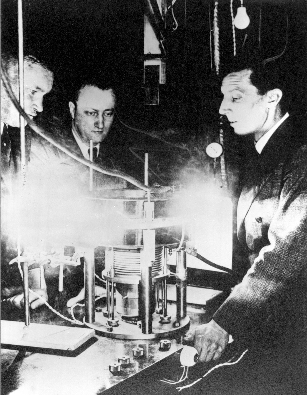 Frederic Joliot, Hans Halban og Lew Kowarsky, ca af Ferdinand Georg Waldmuller