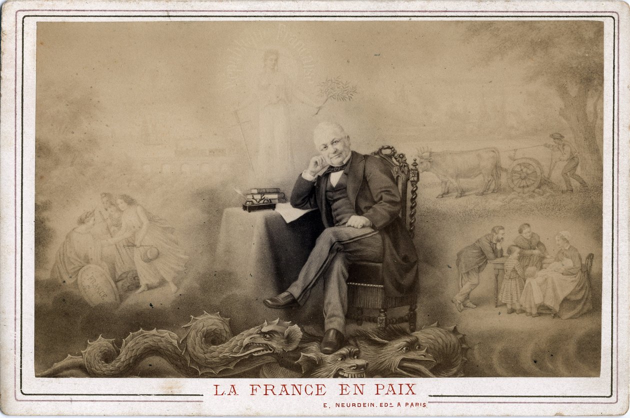 Paris Kommune: "Frankrig i fred"" portræt af Louis Adolphe Thiers (1797-1877) siddende på dragens sandsynligt symbol på kommunen af Frederick (attr. to) Barnard