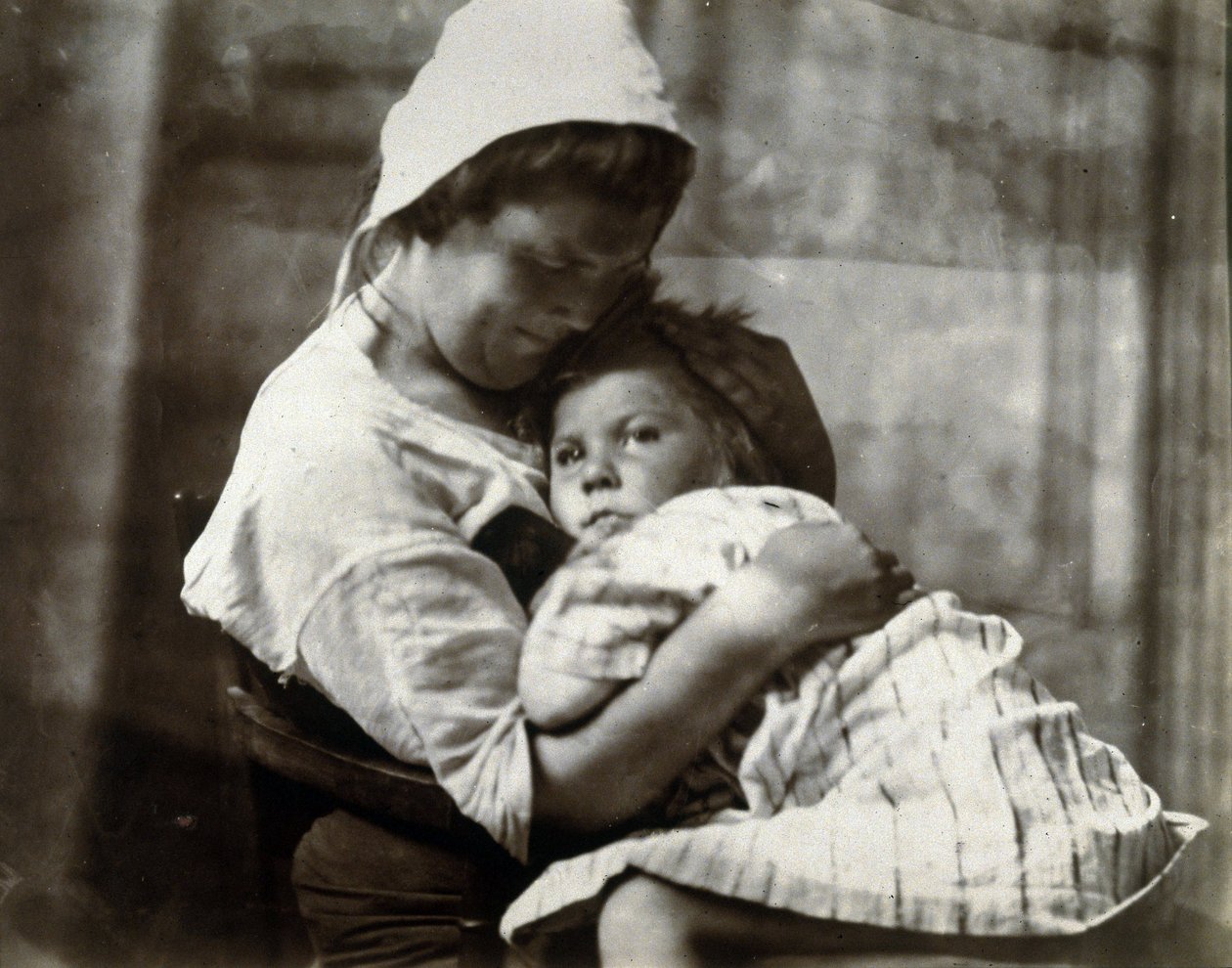 Portræt af en mor og hendes datter, omkring 1900-1905 af Frederick (attr. to) Barnard