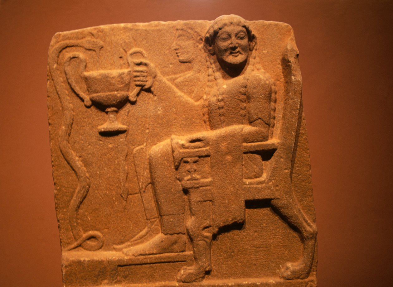 Stele med relief, der viser guddomme og slanger, fra Sparta, Grækenland, græsk civilisation af Theodore Charles Ange Coquelin