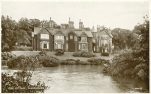 York Cottage, Sandringham (s/h-billede) af (after) English photographer