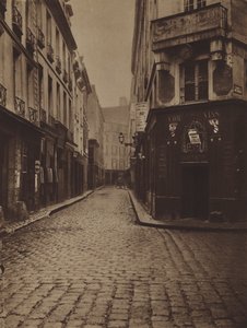 Rue du Four-Saint-Honore, hjørnet af rue de Vannes (s/h foto) af (after) French Photographer