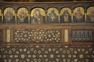Interiøret i Sankt Mercurius-kirken i Abu Sefein i Det Gamle Kairo, ikonostase af træ