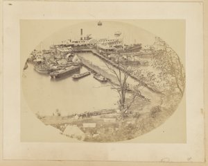 [Lower Wharf, Belle Plain, USMRR Construction Corps] [16. maj 1864]. af A.J. Russell