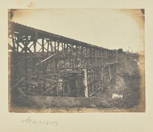 Militær jernbanebro over Potomac Creek på Fredericksburg Railroad af A.J. Russell