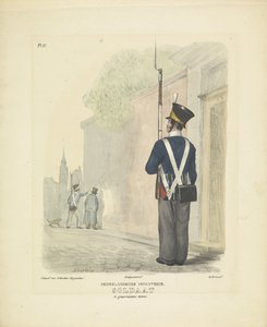 Soldat i garnisonsdragt, 1820-1825 hollandsk infanteri. Soldat i guerillauniform (titel på objekt) Militære kostumer af Kongeriget Holland. Dedikeret til Hans Excellence Willem van Bylandt (serietitel på objekt)