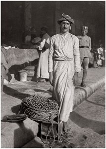 En lille handel, der kun giver ringe gevinst, Irak, 1925. af A. Kerim