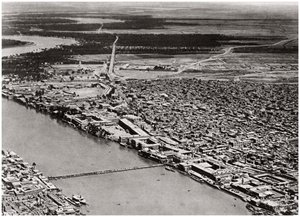 Bagdad fra et fly, Irak, 1925 af A. Kerim