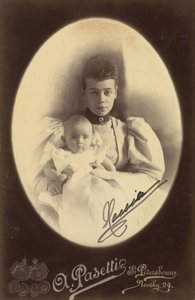 Xenia Alexandrovna de Russie et sa fille, la prinsesse Irina Alexandrovna - Storhertuginde Xenia Alexandrovna af Rusland (1875-1960) med datteren Irina Alexandrovna (1895-1970), af fotostudiet A. Pasetti. Albumin foto af A. Pasetti Photo Studio