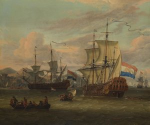 Hollandske kystfartøjer ved en havn ved Middelhavet