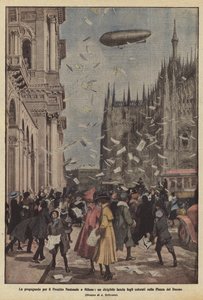 Propagandaen for det nationale lån i Milano, et luftskib lancerer farvede ark på Piazza del Duomo