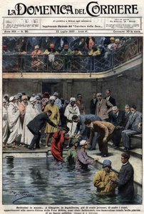 Massedåb: I Glasgow, Skotland, blev mere end hundrede mennesker, medlemmer af den nye True Bible Church, døbt i den kommunale pulje. Illustration af Beltrame. La Domenica del Corriere. 22/07/1928. af Achille Beltrame