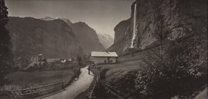 Valley of Lauterbrunnen, Schweiz fra albummet Charbons de Braun- vues prises..., ca. 1868. af Adolphe Braun