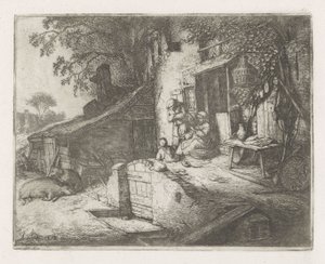 Spindende kvinde foran et hus