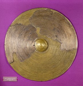 Skjold fra Tribley, sen bronzealder (bronze)