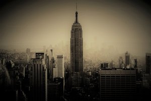 Tower, 2019, (fotografi) af Alex Caminker