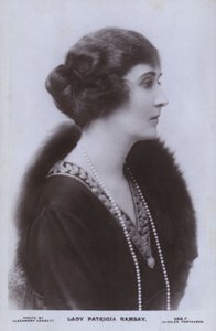 Lady Patricia Ramsay (s/h foto) af Alexander Corbett
