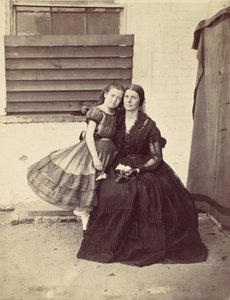 Mrs. Greenhow og datter, fængslet i Old Capitol, Washington, 1862. af Alexander Gardner