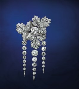 "Rivsblade" broche, ca. 1855
