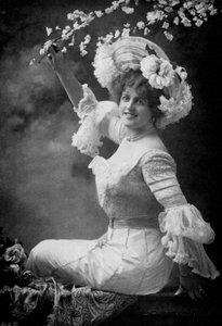 Marie Studholme 1875-1930, engelsk teaterskuespiller, 1902-1903.