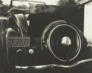 Bil 2F-77-77, 1935. af Alfred Stieglitz