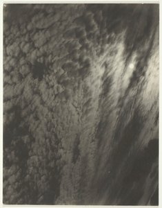 Tilsvarende, fra Set A Third Set, Print 3, 1929. af Alfred Stieglitz