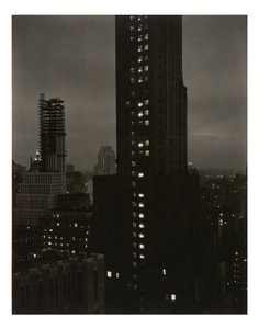 [Fra mit vindue på Shelton, nord] af Alfred Stieglitz