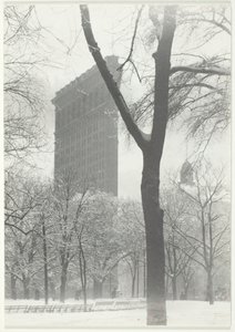 The Flatiron, 1903, trykt 192039. af Alfred Stieglitz