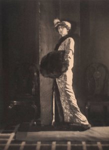 Olga de Meyer, ca. 1912 (s/h-foto) af Alphonse De Meyer