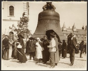 [Fotografier fra studieturen til Rusland brugt til maleriet "The Abolition of Serfdom in Russia" (1914) fra "Epic of the Slavs Cycle, Moscow"]. af Alphonse Maria Mucha