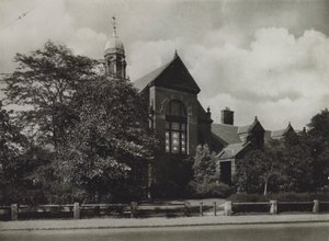 Harvard University: Hemenway Gymnasium (s/h foto) af American Photographer (after)