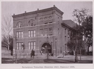 Savannah Theatre, opført 1813, ombygget 1895 (s/h-foto) af American Photographer (after)