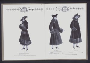 Opslag på to sider fra The Theatre of Fur Fashion (s/h-billede) af American Photographer (after)