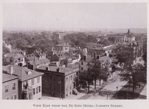 Udsigt øst fra De Soto Hotel, Liberty Street (s/h foto) af American Photographer (after)