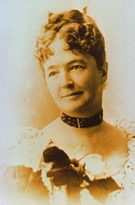 Elizabeth Bacon Custer (1842-1933) hustru til general George A. Custer (1839-76) (s/h-foto)