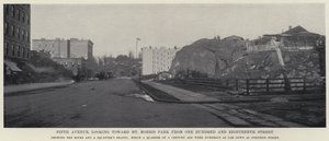 Fifth Avenue, der ser mod Mt Morris Park fra One Hundred and Eighteenth Street (s/h foto) af American Photographer