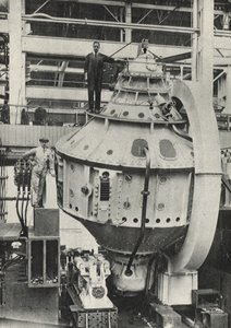 Gyrostabilisator fra det italienske linjeskib Conte di Savoia (s/h-foto) af American Photographer