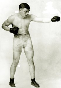 Leo Houck, 1911 (sepiafoto) af American Photographer