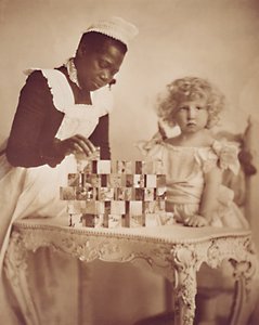 Maid DeAh, ca. 1900 (albummet trykt foto) af American Photographer