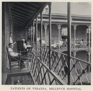 Patienter på Veranda, Bellevue Hospital (s/h-billede) af American Photographer