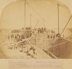 South Gate House of the New Reservoir, Central Park, under konstruktion (albumin print) af American Photographer