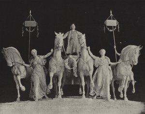 Columbus Quadriga af American Photographer