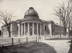 Yale University: "Rotunda", Woolsey Hall til venstre, Yale Dining-Hall til højre (s/h-foto) af American Photographer
