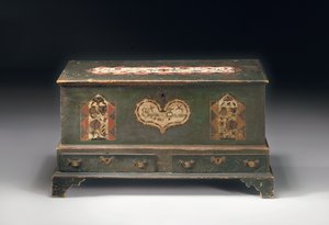 En malet dekoreret dower-kiste med løftet top, indskrevet Susana Scheblern, sandsynligvis Lancaster County, Pennsylvania, 1790 af American School