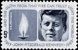 Amerikansk frimærke på John Fitzgerald Kennedy af American School